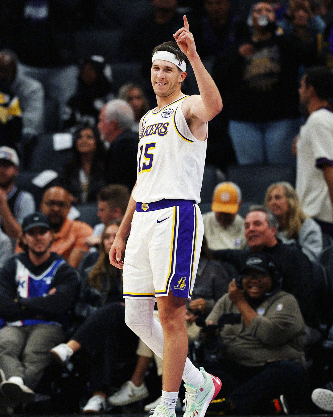 Shams表示火箭已准备好在没有杜兰特的情况下迎接G5。而里夫斯则有可能会在G5