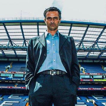 11年前的今天，桑德兰终结了切尔西在英超联赛主场不败的纪录……穆里尼奥的球队曾保