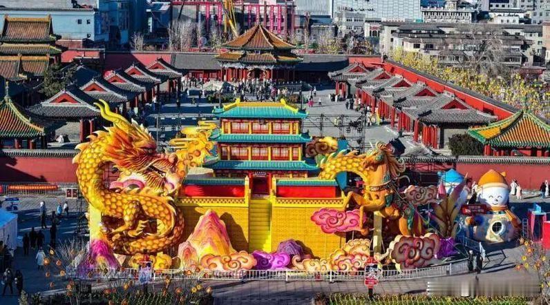 沈阳到底是什么样的地方？

沈阳之名源于“沈水之阳”，历史上曾经有盛京、奉天的别