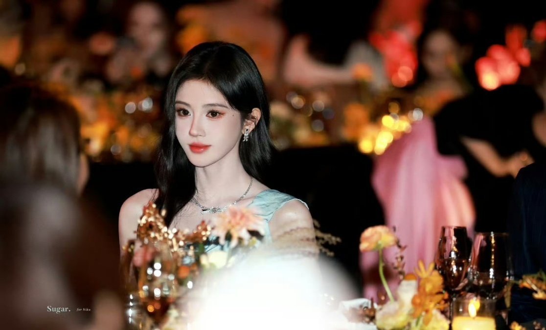 鞠婧祎、陈昊宇今晚线下活动状态 