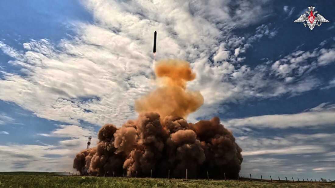 俄罗斯再次引发全球关注！

俄罗斯国防部 5 月12 日放出的试射画面，直接吸引