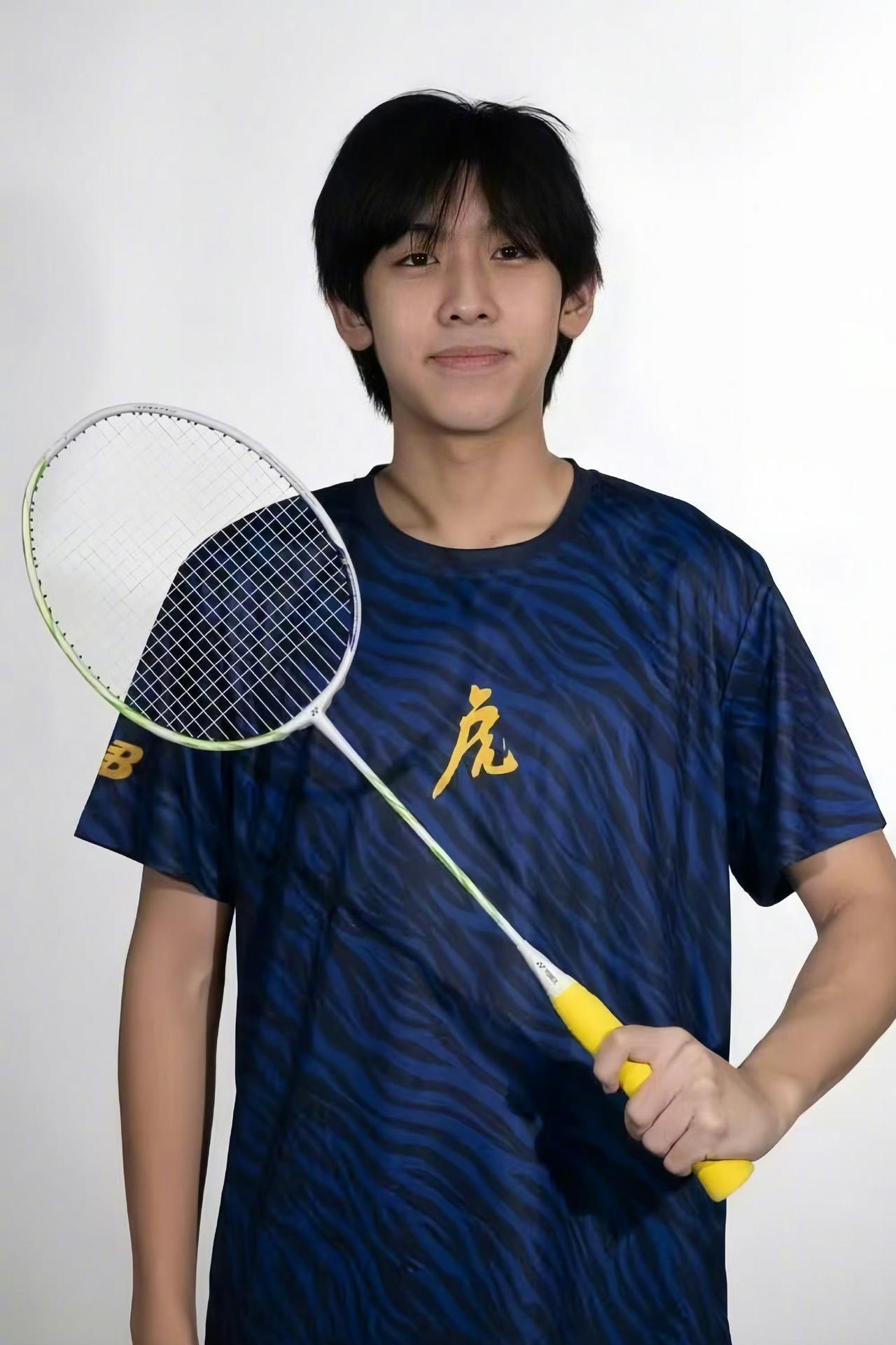 谁的DNA动了！Kimi近照曝光，《爸爸去哪儿》过去近10年，完全认不出了
 