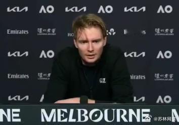 布勃利克表示，罗德·拉沃尔球场（Rod Laver Arena）的比赛节奏比玛格