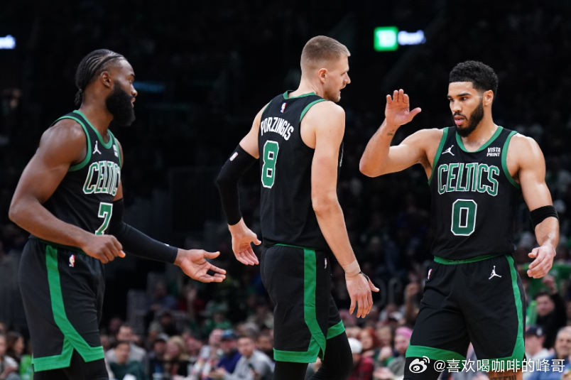 凯尔特人主场120-99大胜勇士。赛后，凯尔特人球星塔图姆接受媒体采访时，谈到了