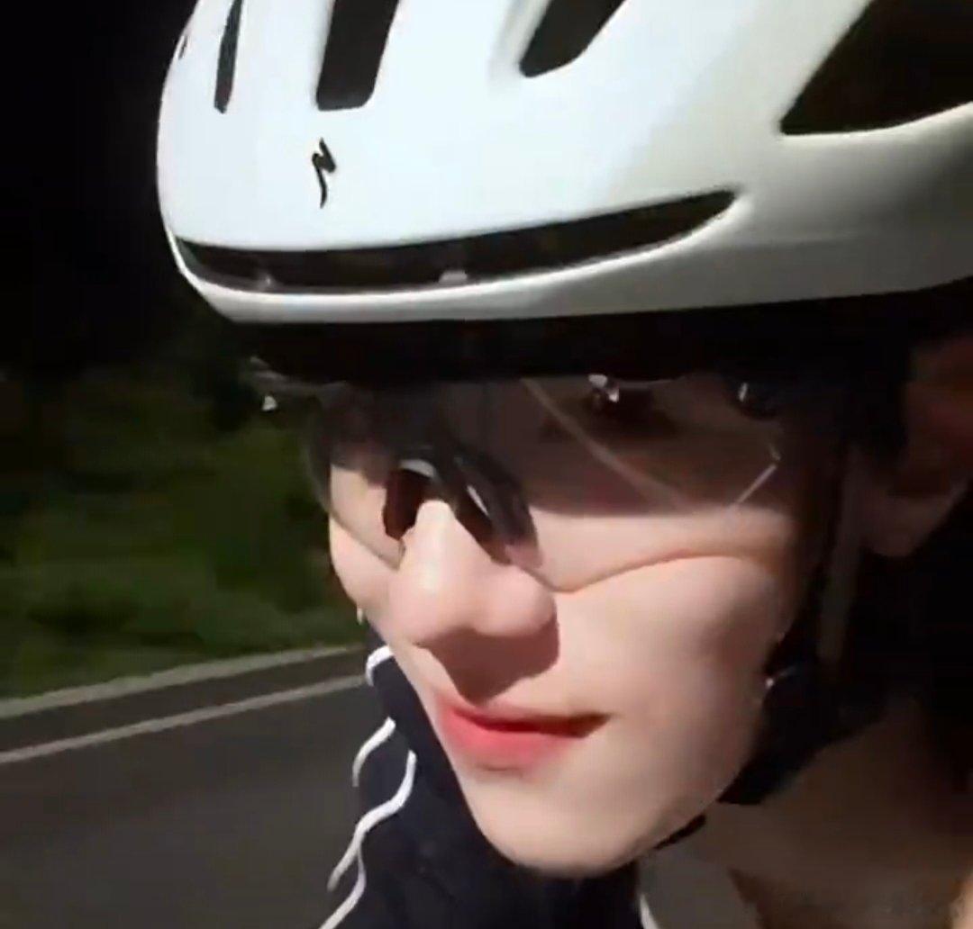 每次看到余承恩的 余承恩晋江式苏感 ，我都觉得自己好像也变成了小说里的女主角，真