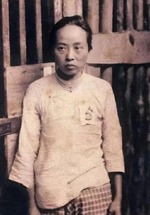 1937年日军抓了魏文全，她胸前囚衣上的“5”没人知道它的含义！多年后，从日军档