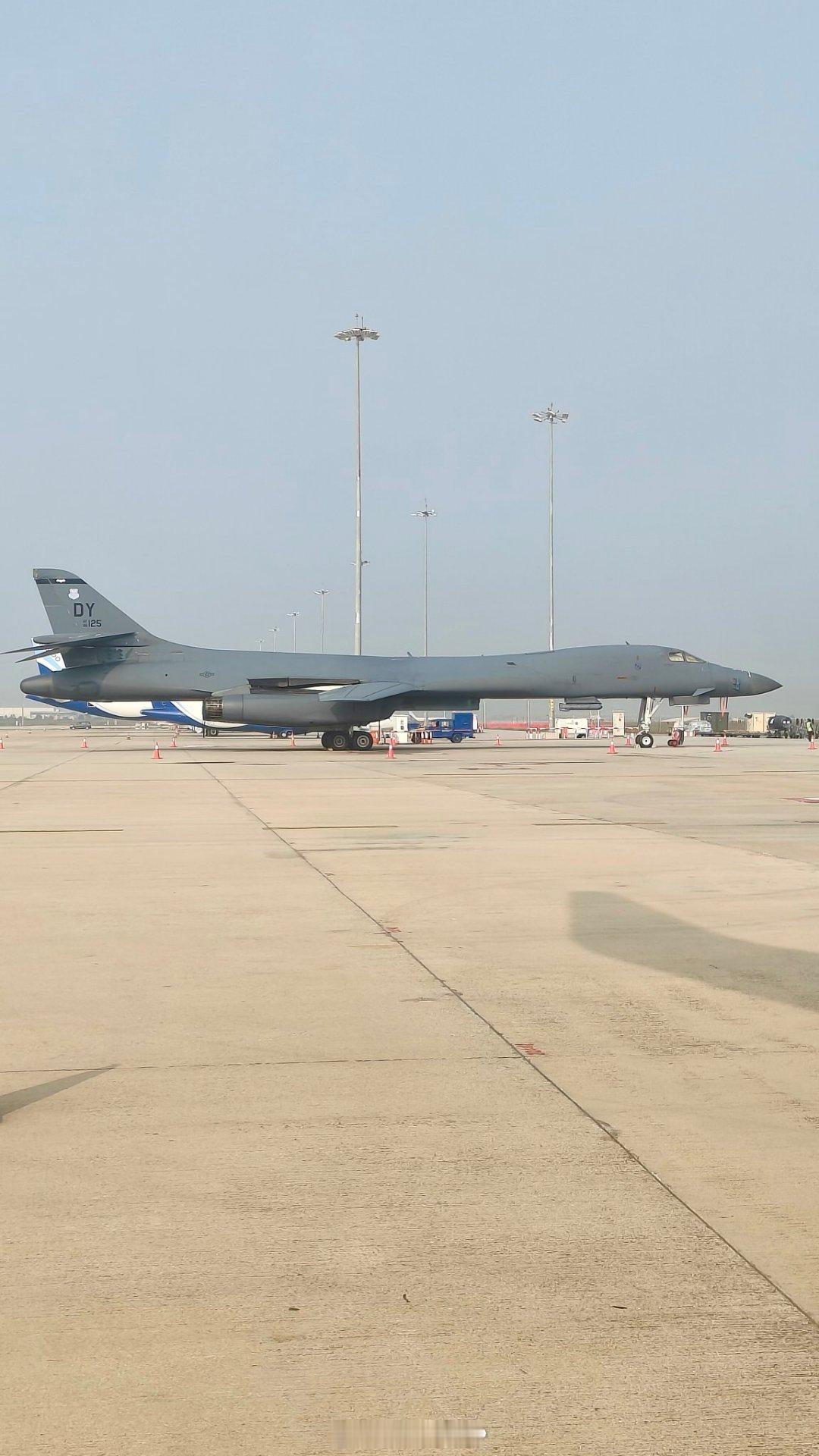 印度空军和美国空军在印度举行双边联合军演。美国空军派出B-1B“枪骑兵”轰炸机参