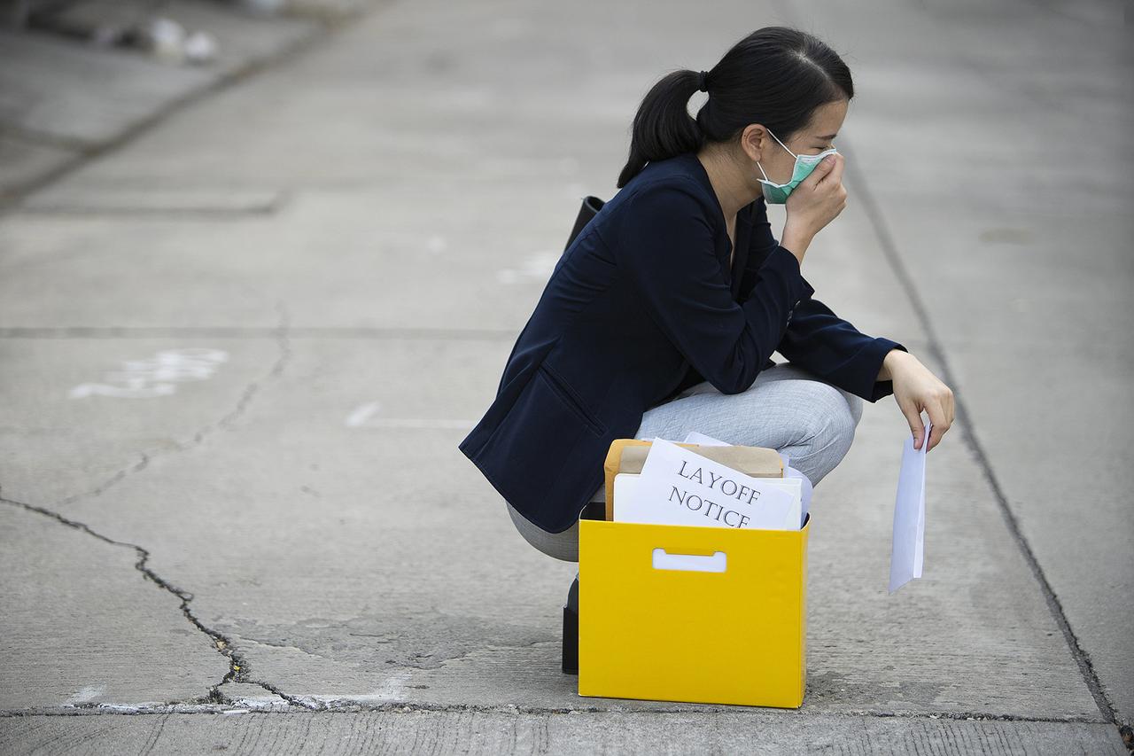 假离婚耍小聪明！男子出轨同事被开除，索赔6.6万被法院驳回。

事情的主人公姚某
