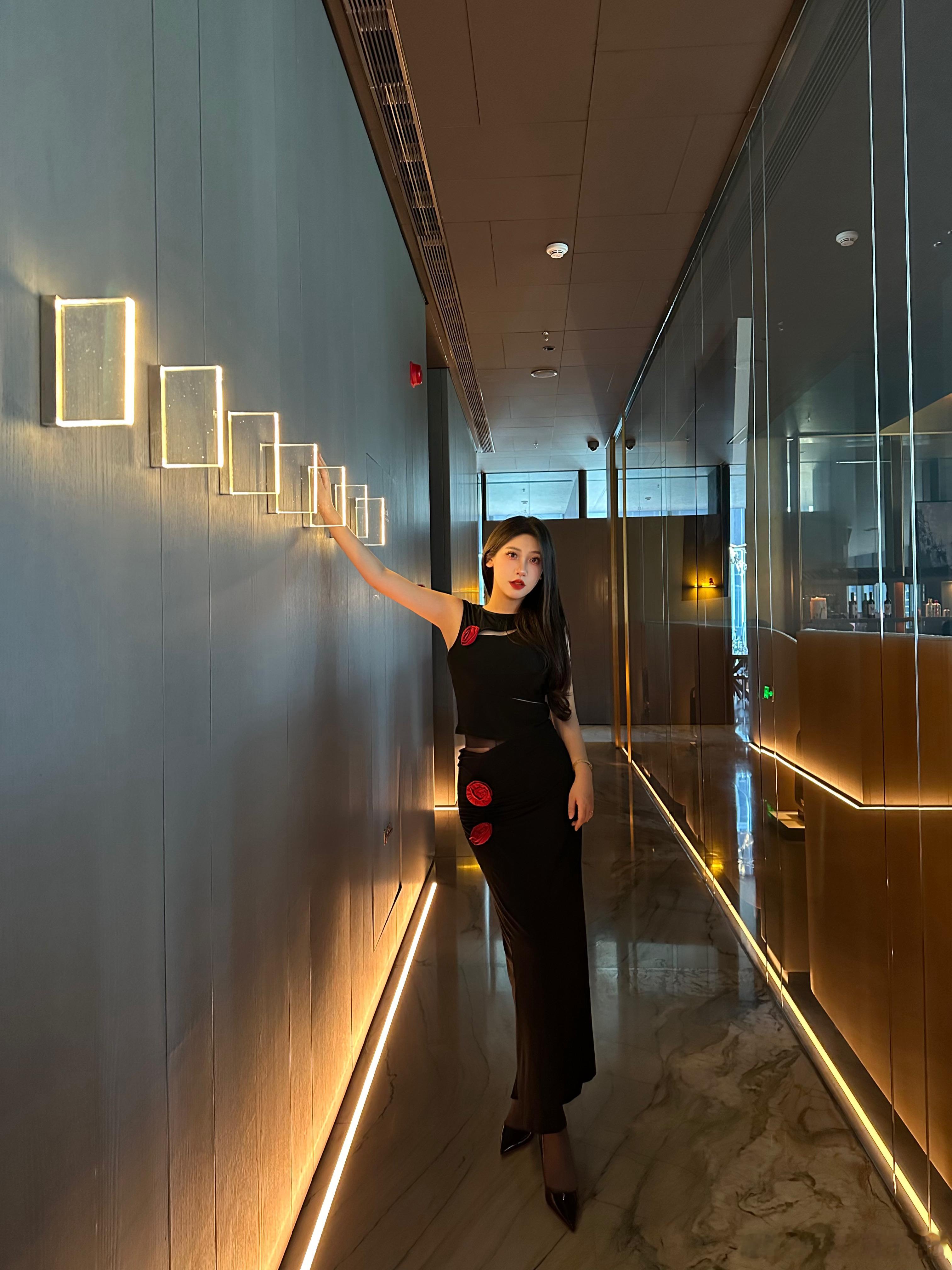 姐妹们👭发现了个宝藏西餐厅，牛排家这次真的是玩大了！七年磨一剑，全面焕新登场，