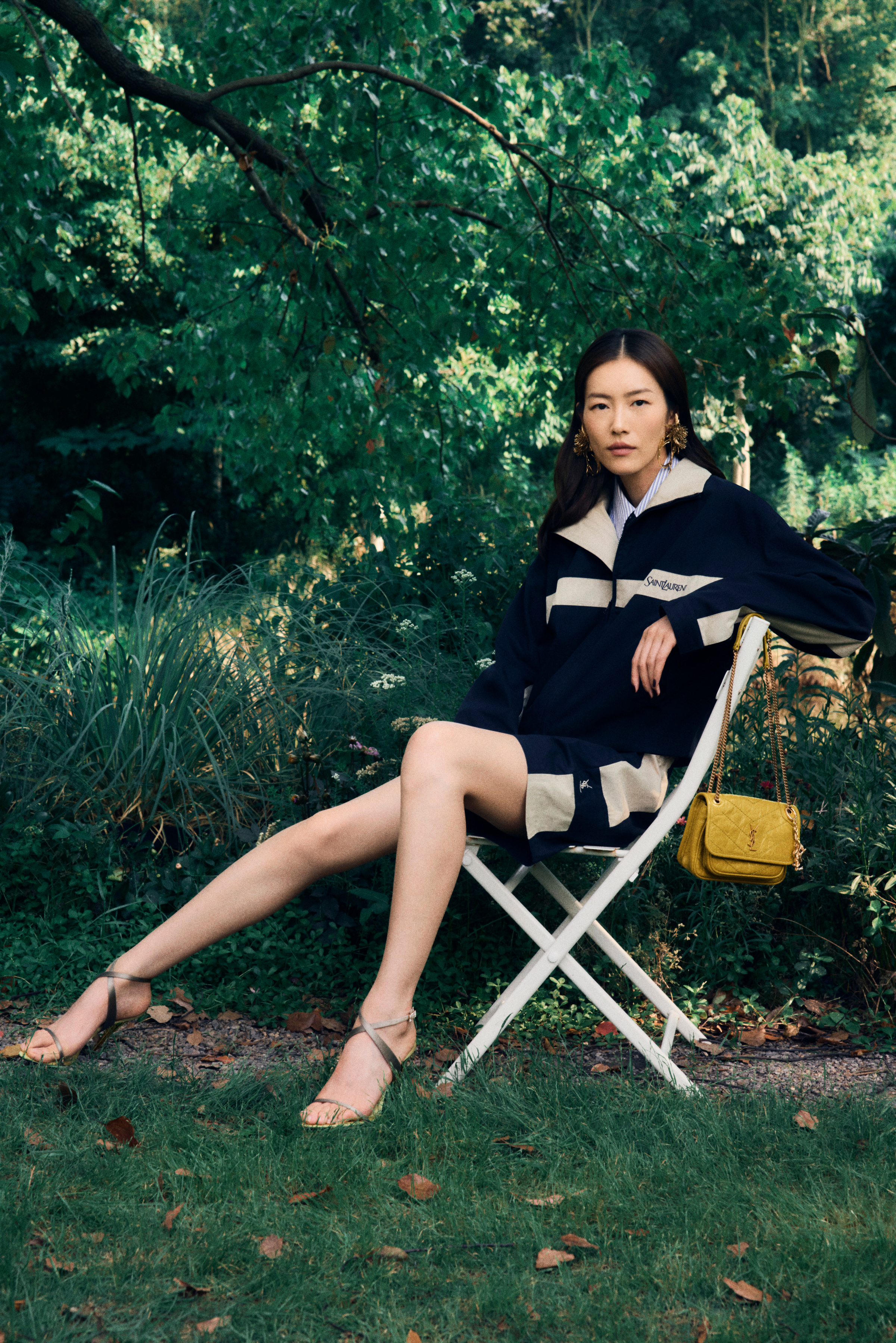 Saint Laurent 圣罗兰七夕广告大片爱意藏在字里行间，也藏在每一次凝望