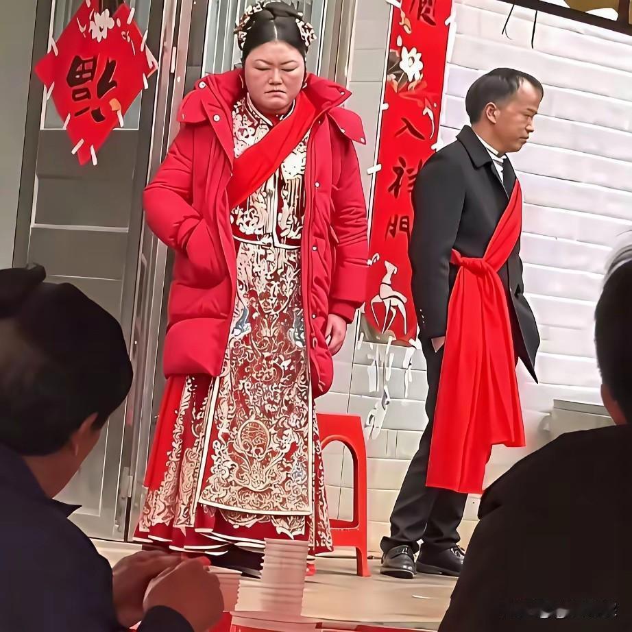 既然选择结婚，就看开点。毕竟相扶到老不容易，后面最起码还得一起生活50年。