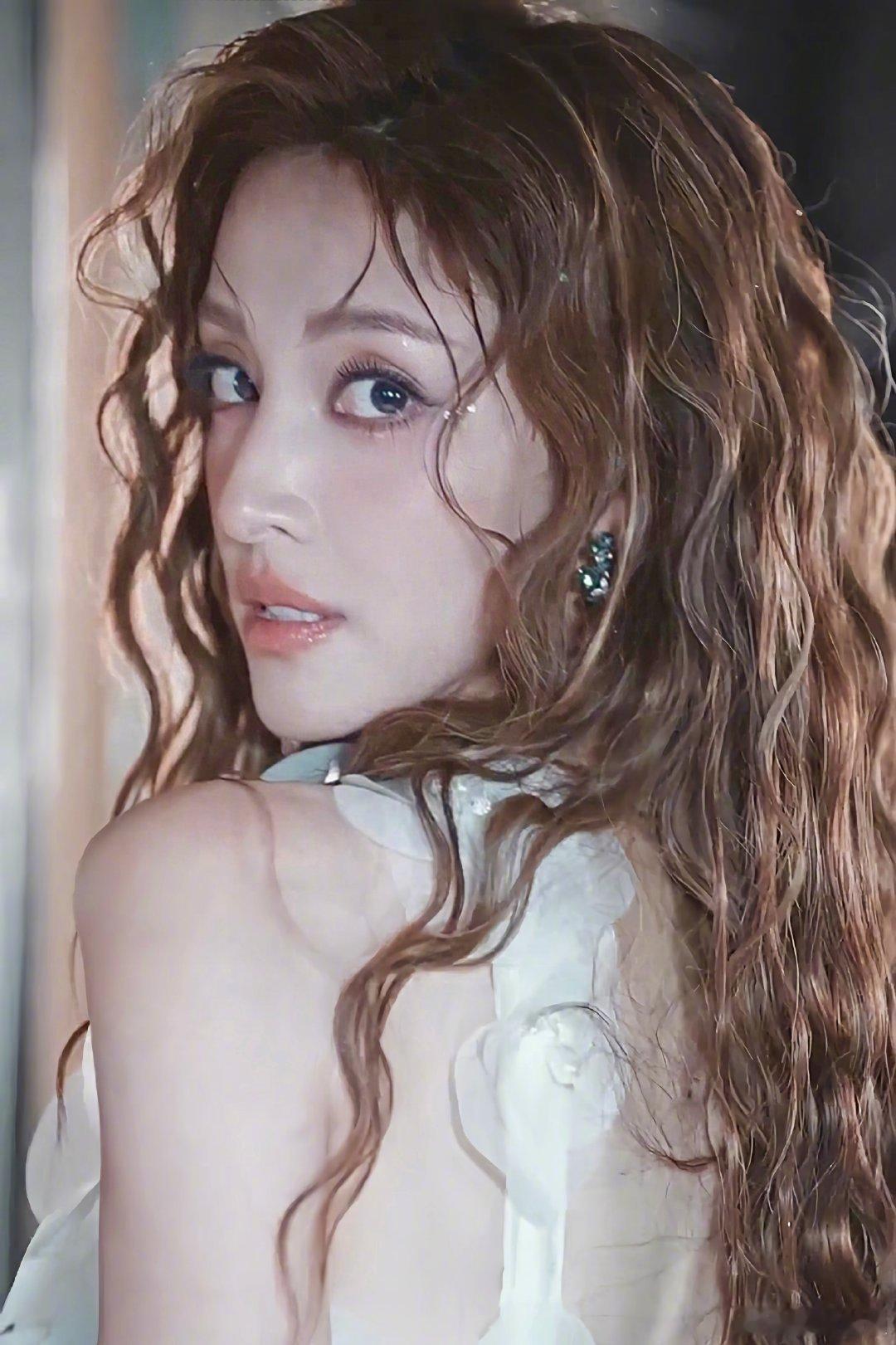 陈凯琳吃了普通话的亏  她确实更适合英文啊…但是发音明显进步了！！乘风2026