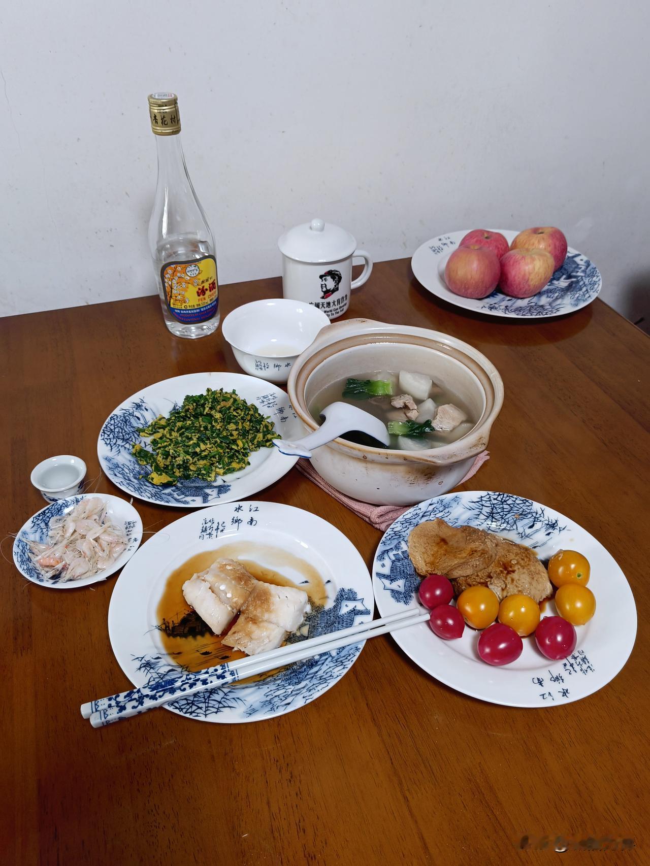 73岁的老男人明天上午又要去医院做体检了。年满七十周岁的驾驶员，每年提交一次体检