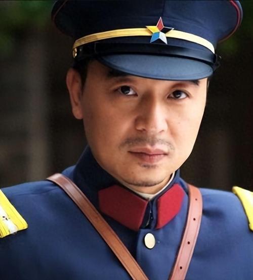 张晞临为吴石将军塑像献花，一句致敬引共鸣
 
《沉默的荣耀》完结后，毛人凤饰演者