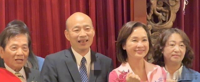 “韩流”再度刮起？豪开50桌，韩粉占20桌，韩国瑜全力拉抬柯志恩！

就在725