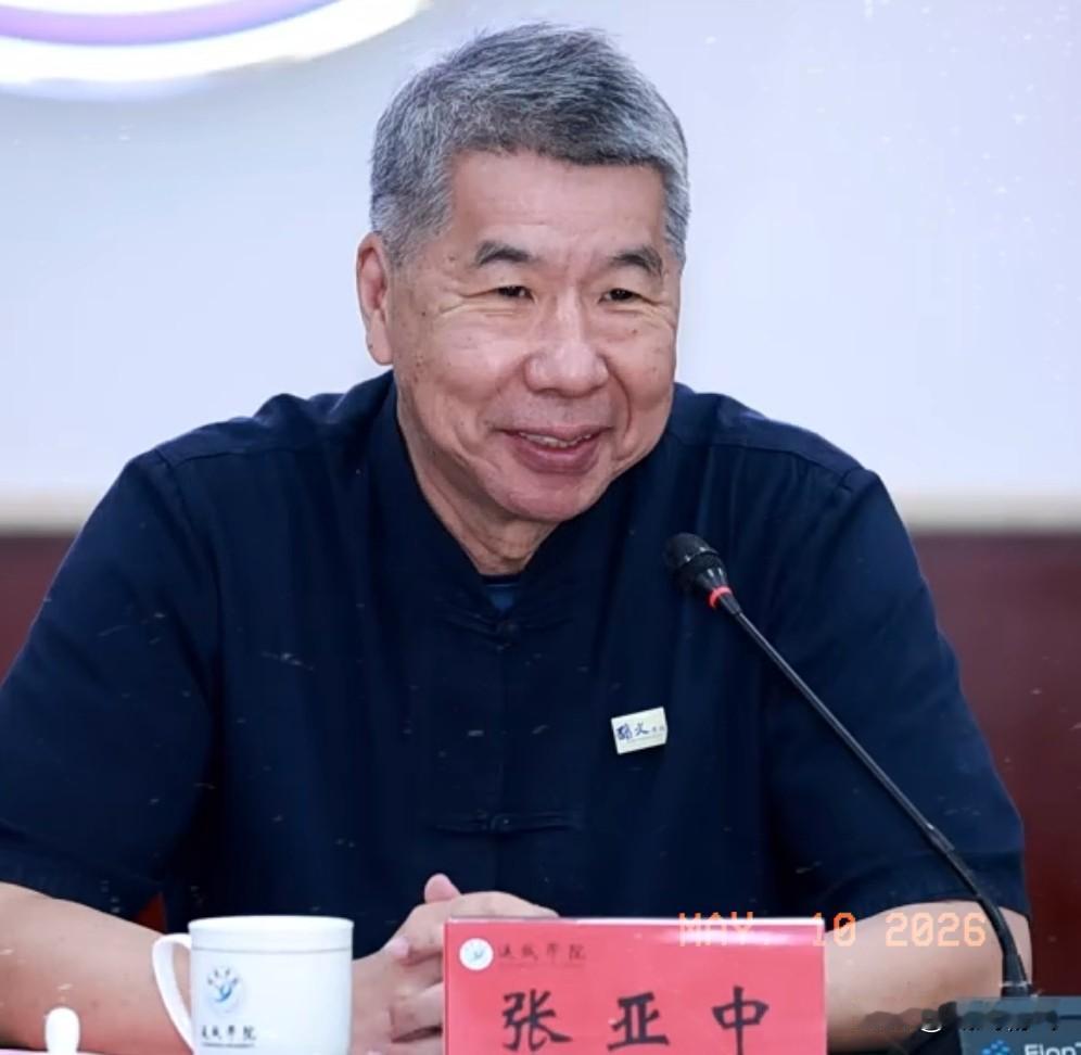 和平统一的希望都快被台湾一些政客给浇灭了
 当我们以高规格接待国民党主席，抛出诸