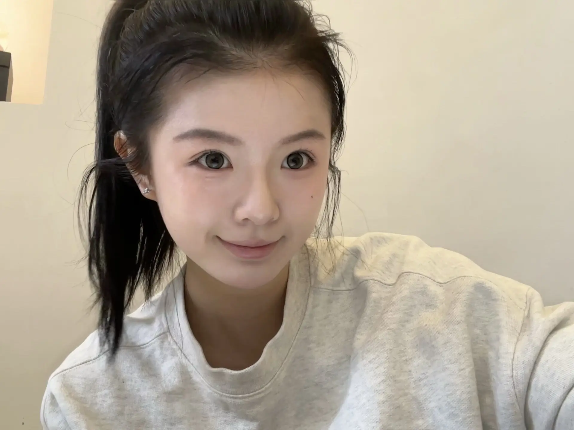 喜欢马尾(>^ω^<)