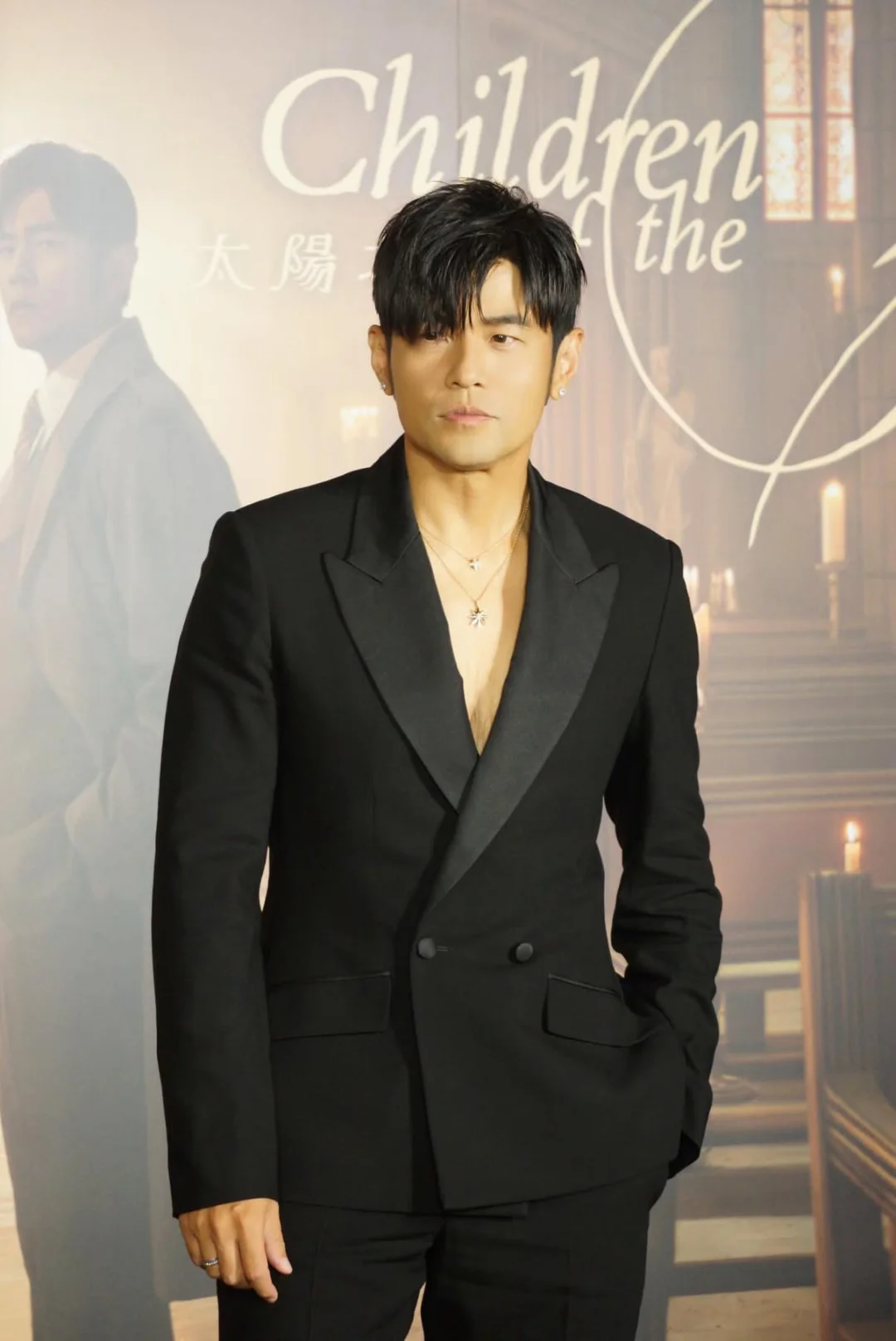 周杰伦叫我今晚不要睡着喔