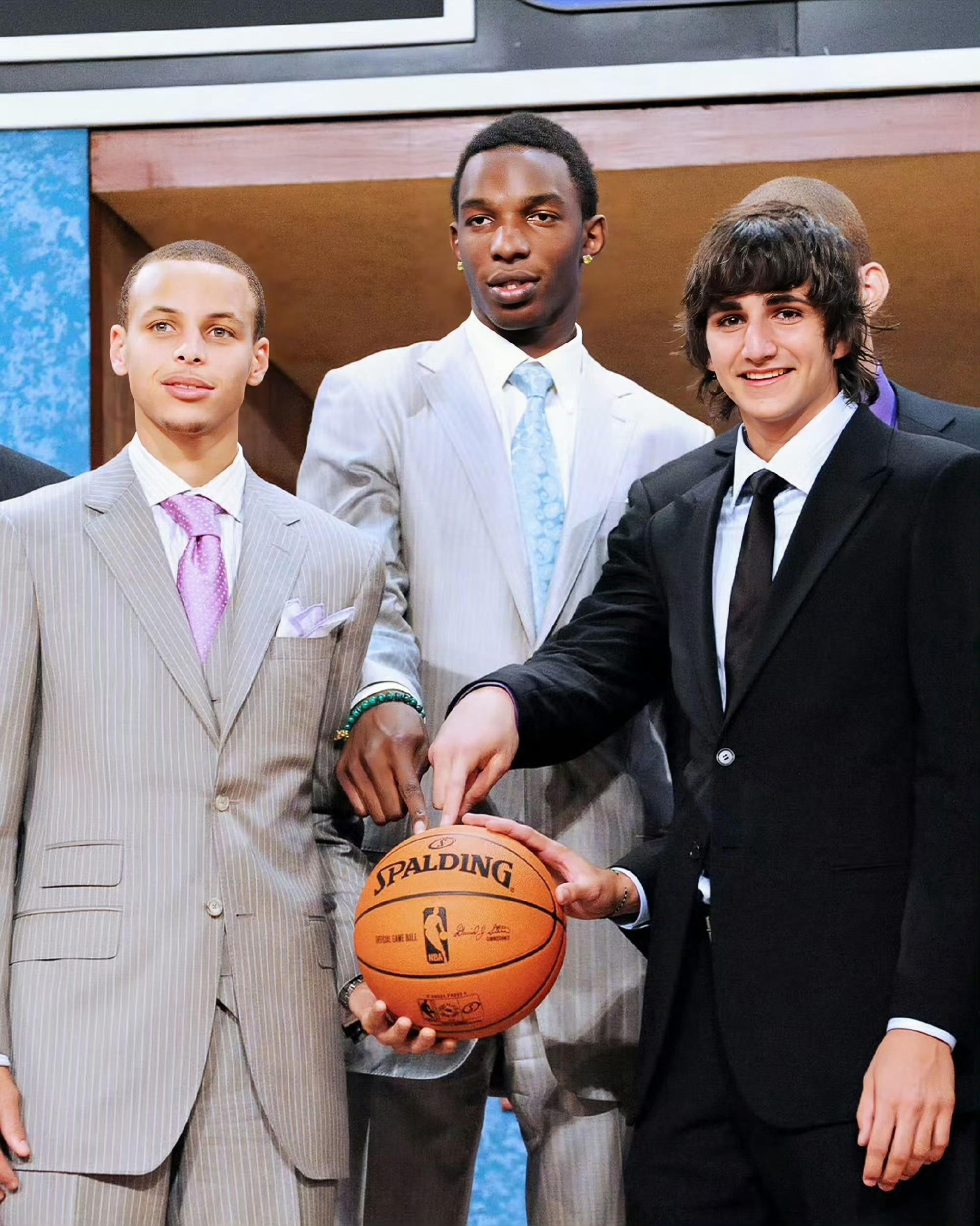 NBA选秀大会倒计时7天:NBA历史最伟大的七号秀 logo慧眼识珠助勇士截胡选