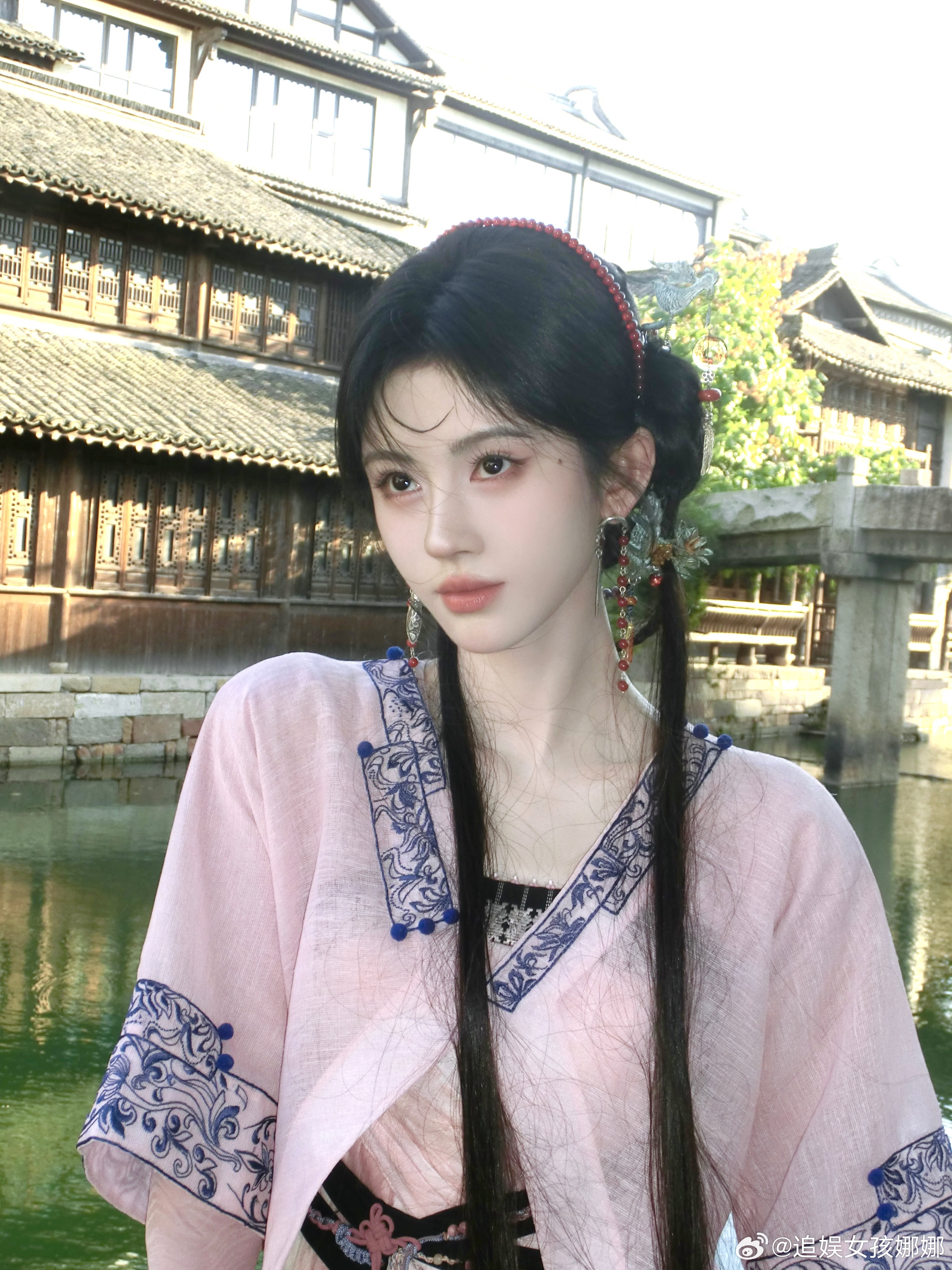 鞠婧祎！你小汁别太萌了我说