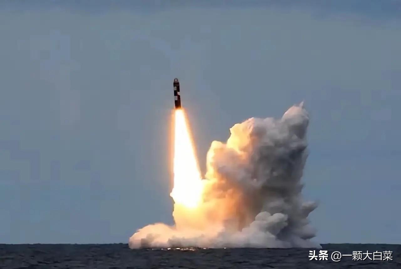 俄专家预言：中国军力追上俄罗斯需要10年，赶超美国还得等25年？

俄罗斯专家给