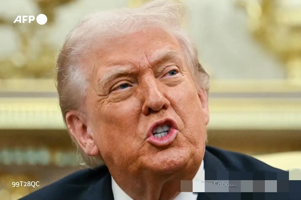 法新社今天报道：“美国总统特朗普威胁要切断与西班牙的一切贸易往来，此前西班牙拒绝