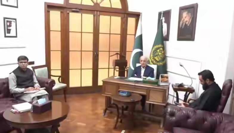 太关键了！巴基斯坦突然宣布：富余粮食优先出口海湾，国内饭碗绝不松！
 
3月15