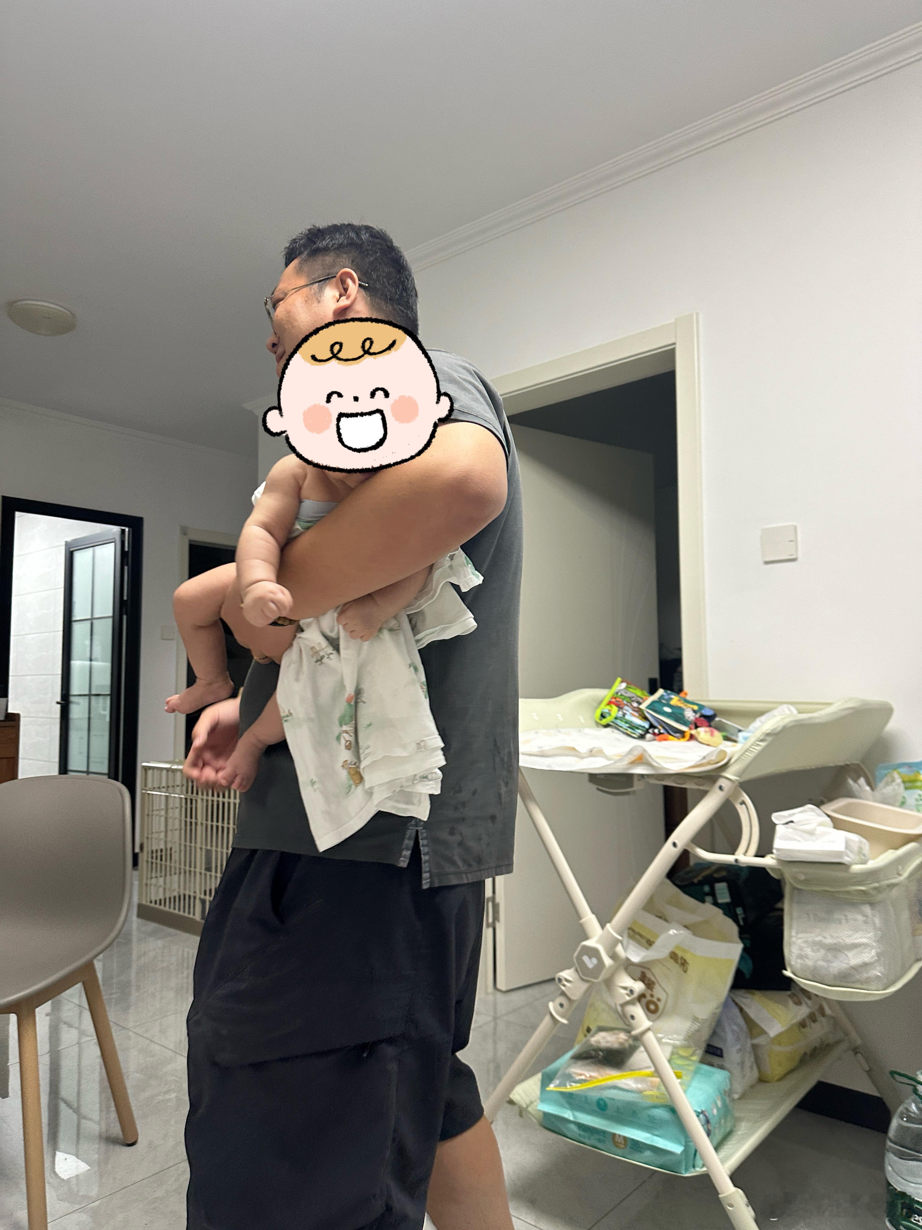 下班来看看我小兄弟！什么时候能叫句冰哥听听啊[爱慕][爱慕][爱慕]  ​​​