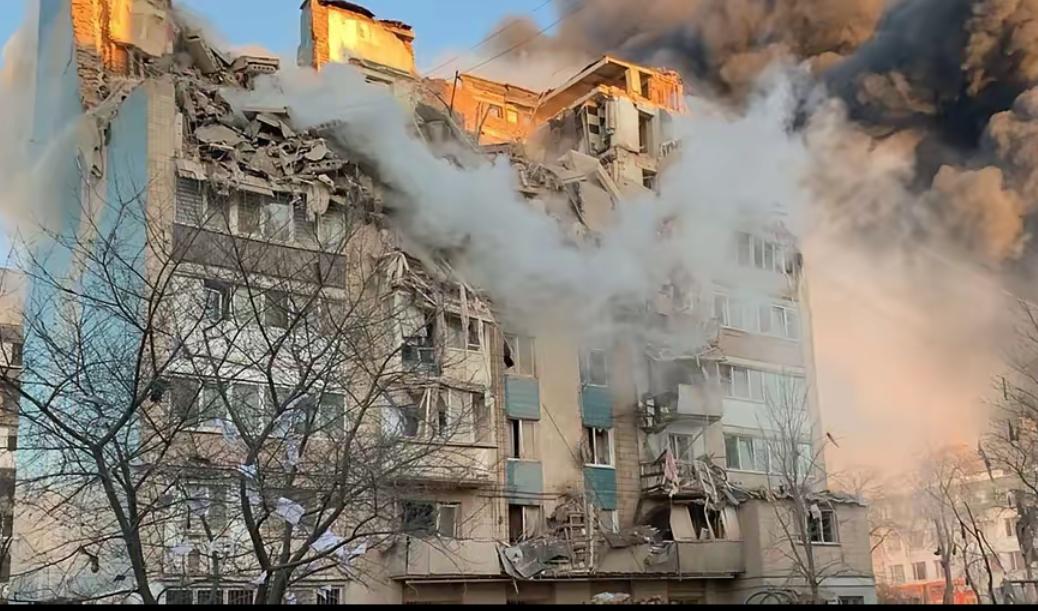 俄罗斯对乌克兰西部发起了特别军事行动以来规模最大的一次空袭，发射的无人机数量达到