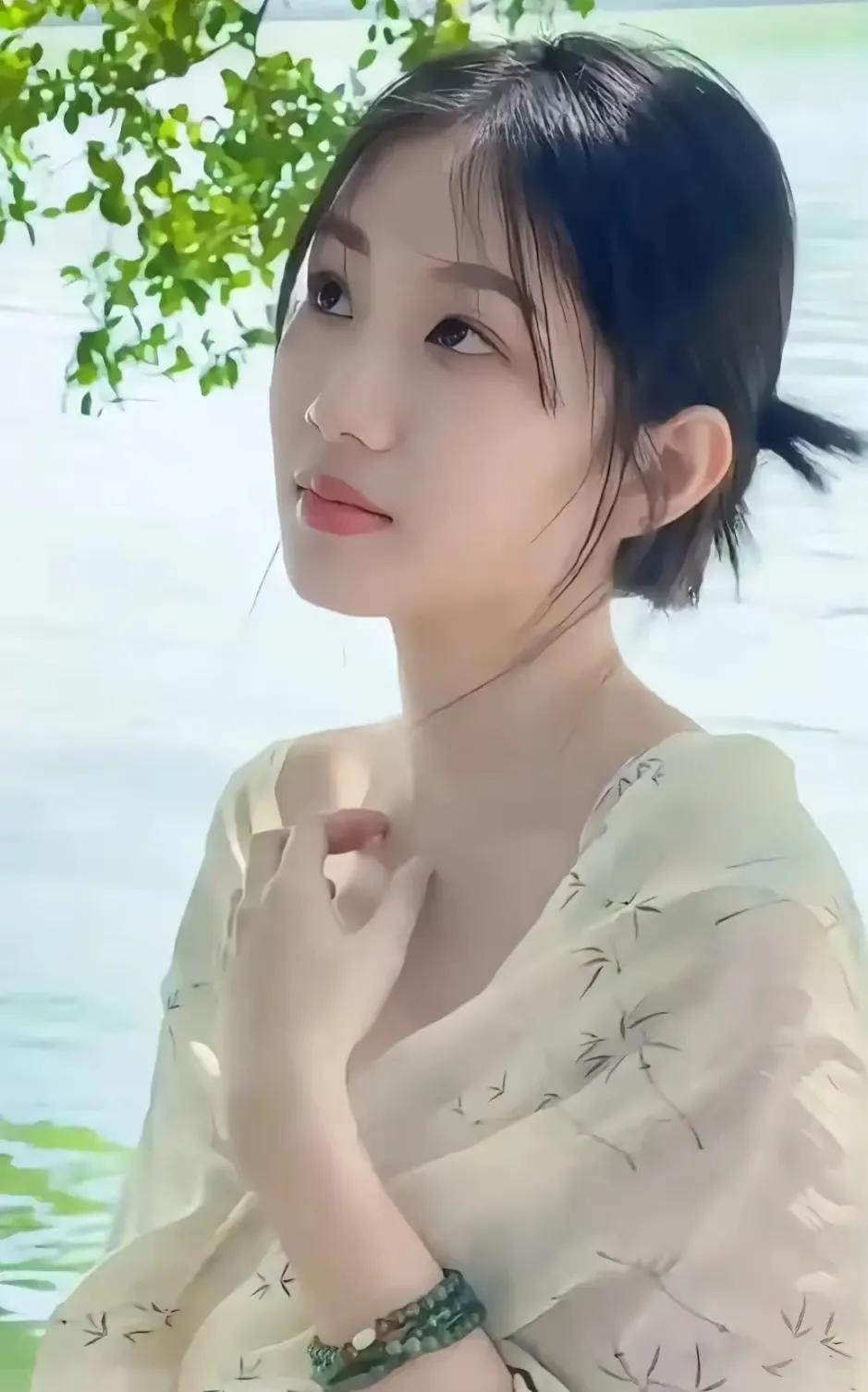 大家好啊！看看我漂亮吗？喜欢我吗？看看我这颜值可以给多少彩礼？评论区告诉我吧！