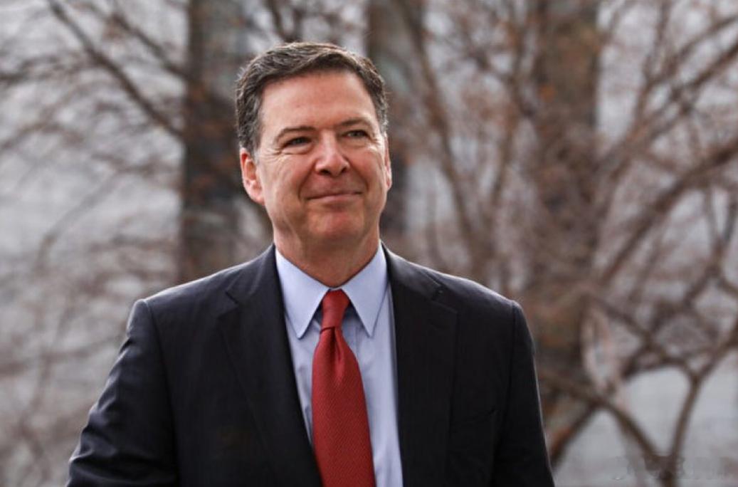 【美国科米局长出庭不认罪，孙玉良：看一堂权力、法律与政治公开课】当地时间10月8