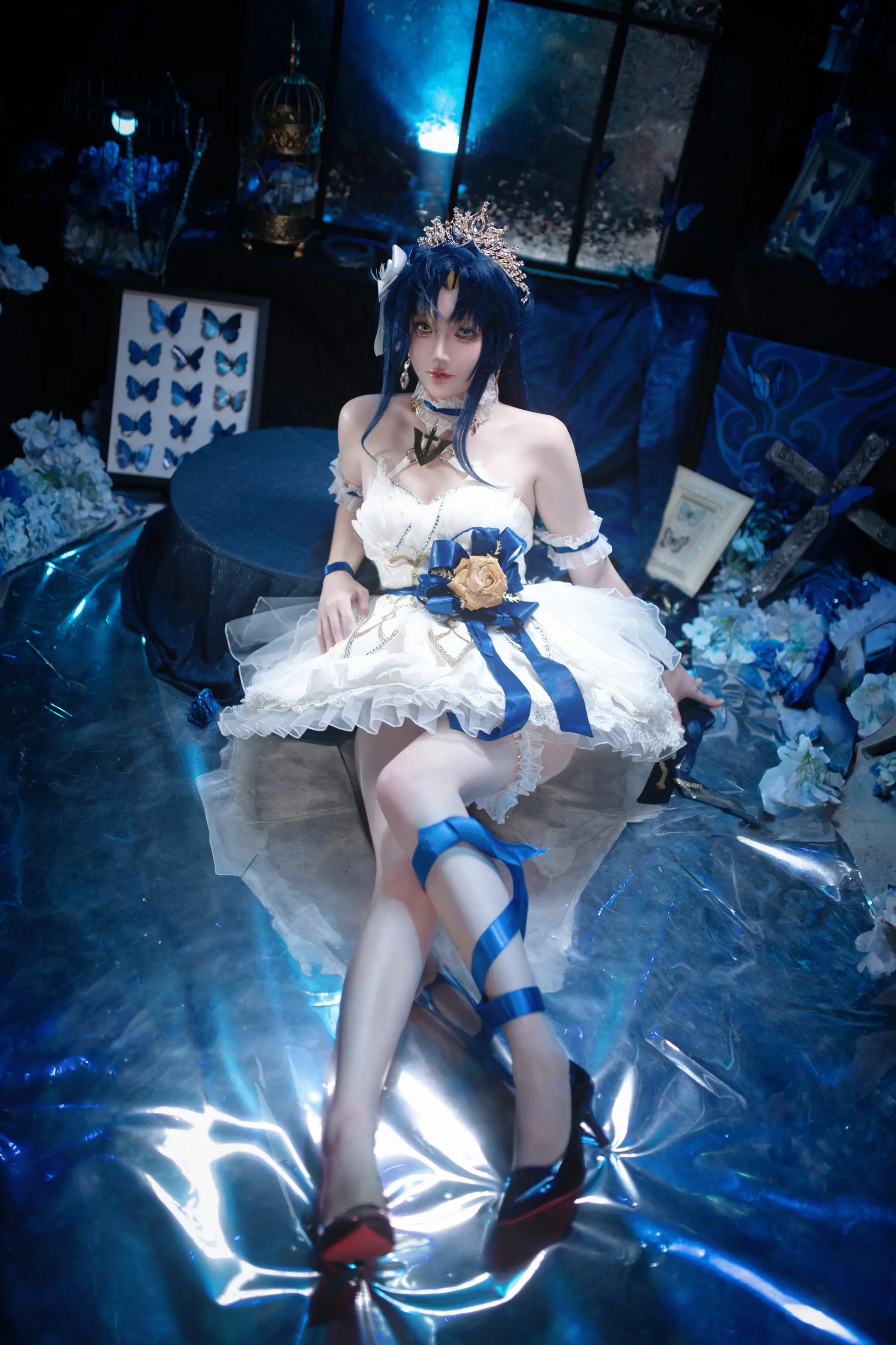 请欣赏午夜的白天鹅。是碧蓝的罗马！