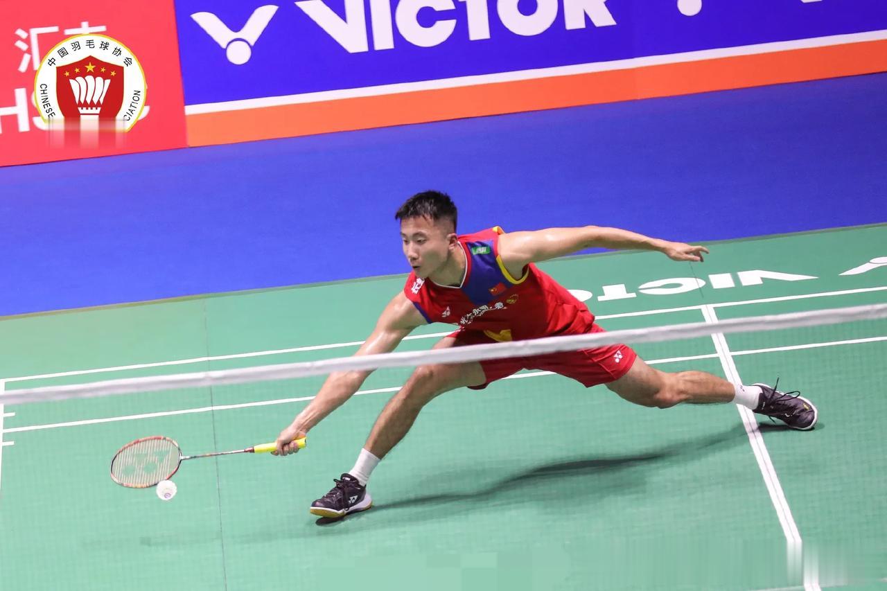 
 
🇨🇳冯彦哲/黄东萍（中国）2-0 许永凯/陈薇涵（新加坡）
（21-1