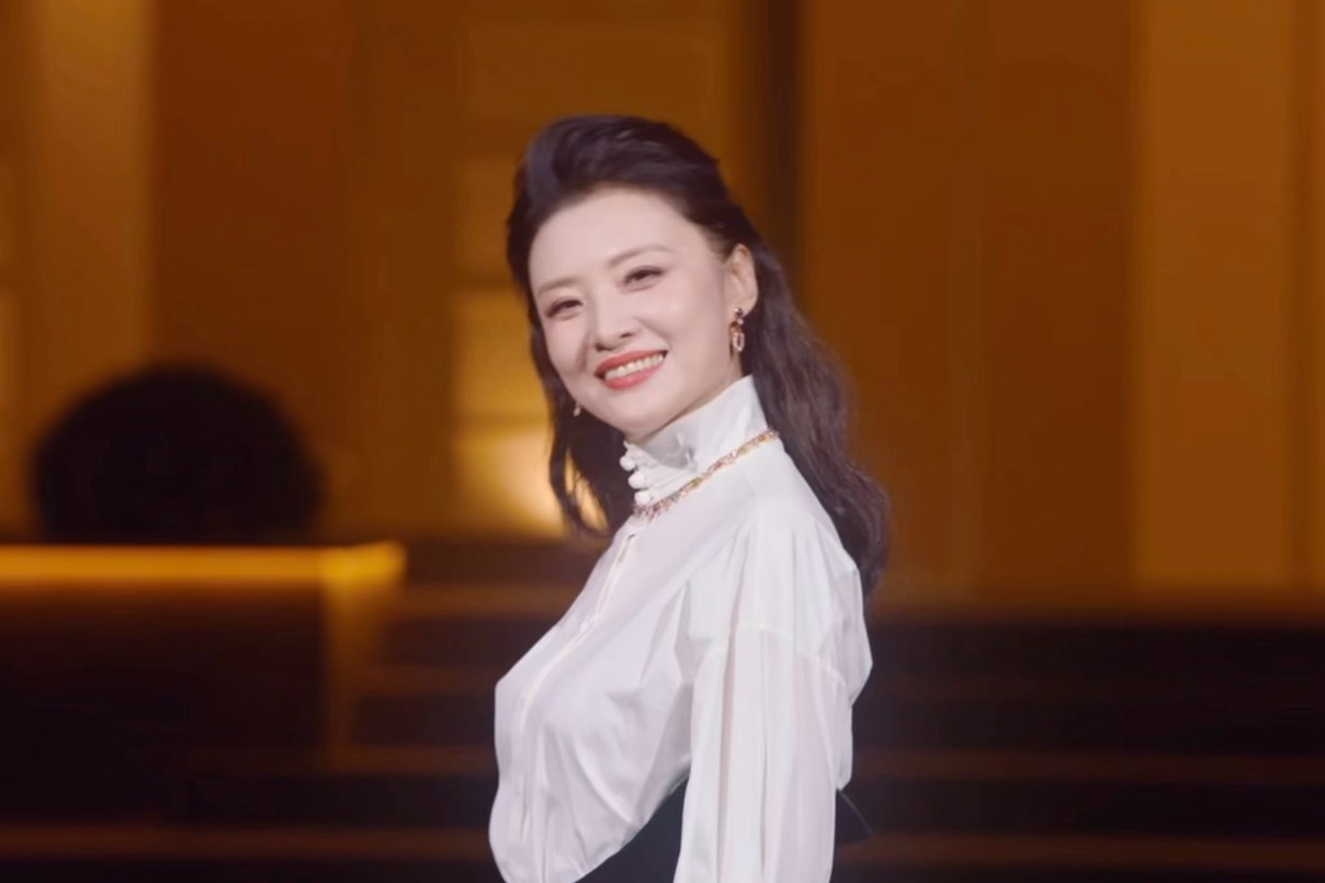 周涛这个笑真的是国泰民安具象化了[泪]（老式pose好可爱）周涛老式pose周涛