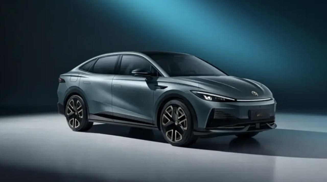 “金标”再现！与众07能否重铸大众往日荣光？
在去年7月份，安徽大众曾出过一款车