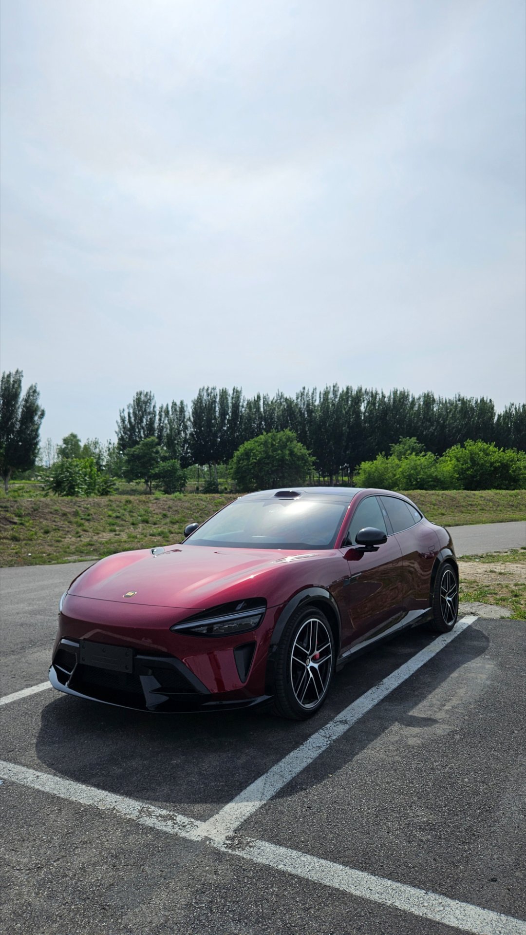 小米YU7新增入门版加上GT，小米YU7马上就要成为同车系之中，不同配置差价最大