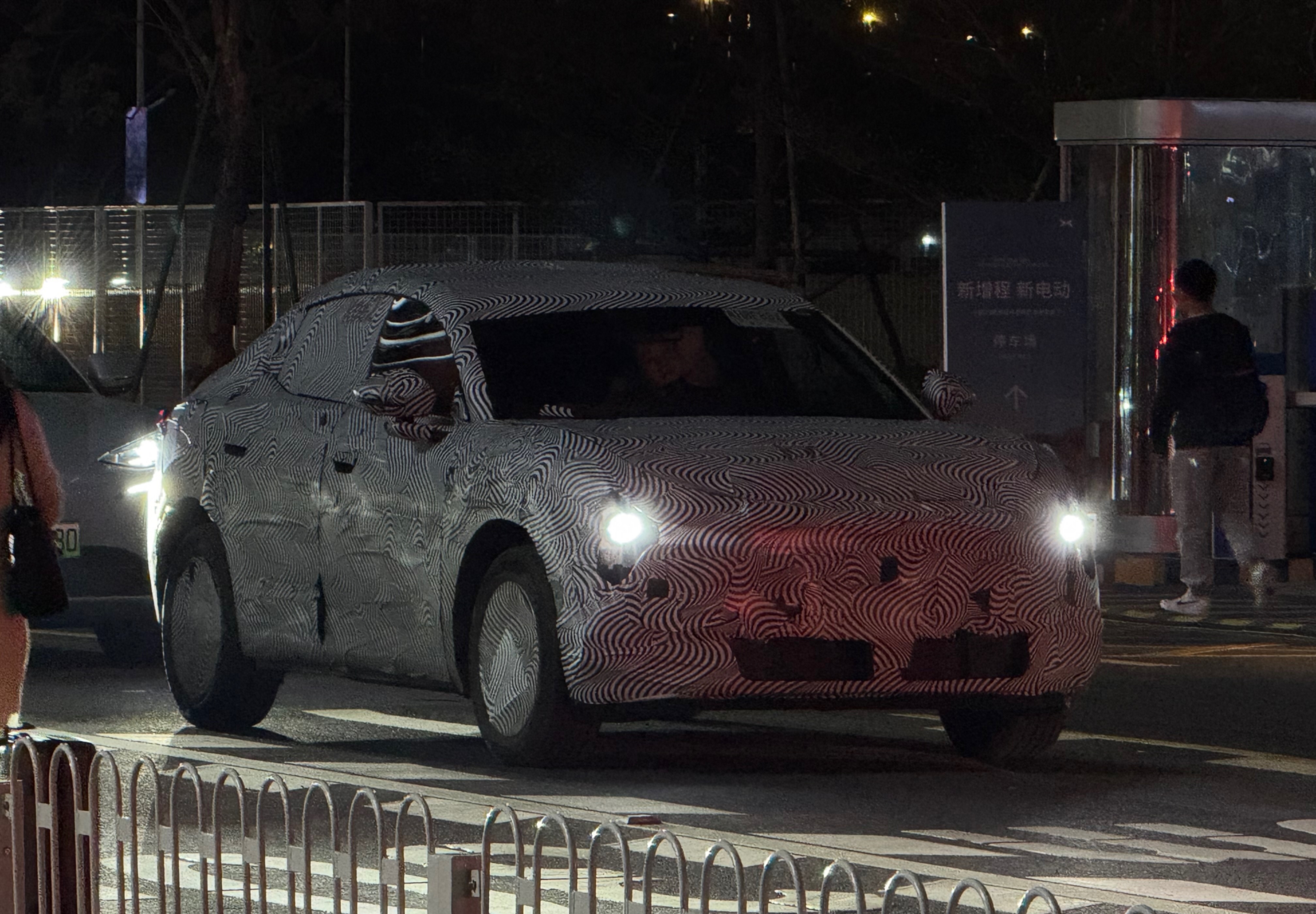 据说这是小鹏MONA的第二款车型？会卖多少钱