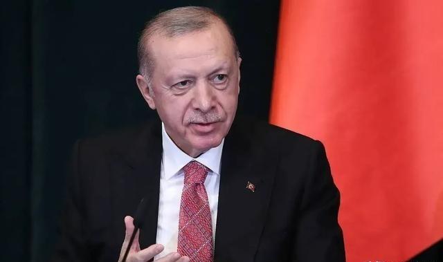 【土耳其国防工业在哈萨克斯坦的野心超出自身能力范围】近日，哈萨克斯坦取消了向土耳