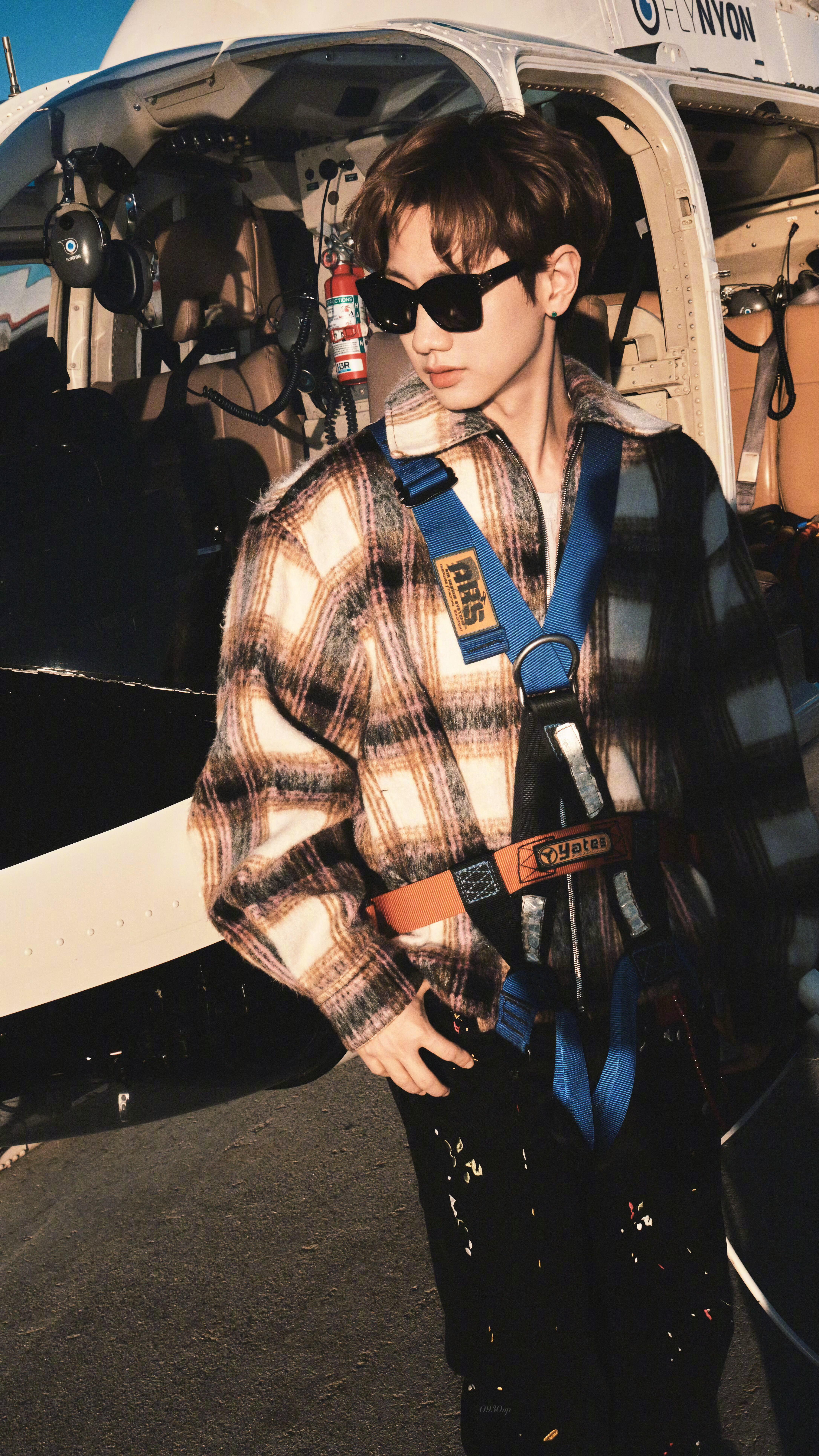 汪苏泷你怎么把人素龙顺走了 泷哥：我只是路过，怎么就多了个“小挂件”？小包子：我