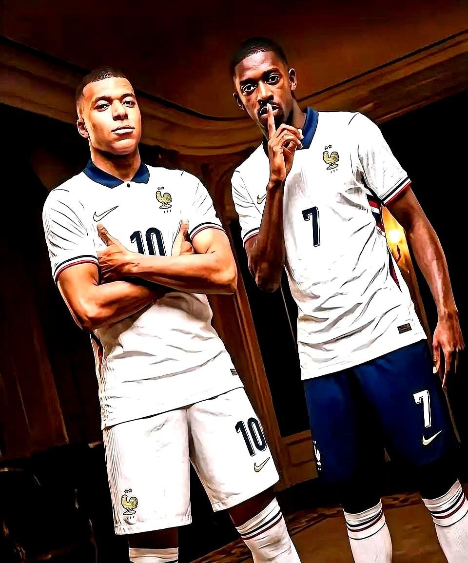 法国队纸面无敌，凭啥夺冠预测排西班牙后面？

29岁的登贝莱刚拿了2025年金球