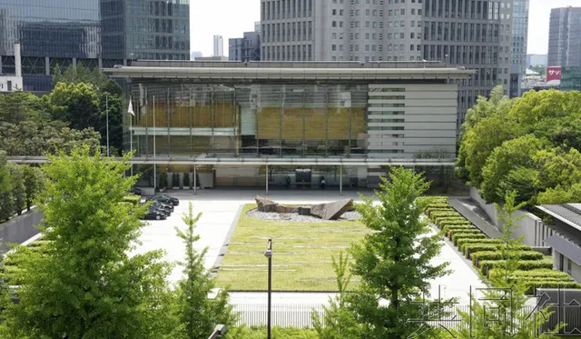 【日本也应拥核，“近臣”拿中俄朝说事，高市反省，一个半月来头一遭】自从高市早苗打