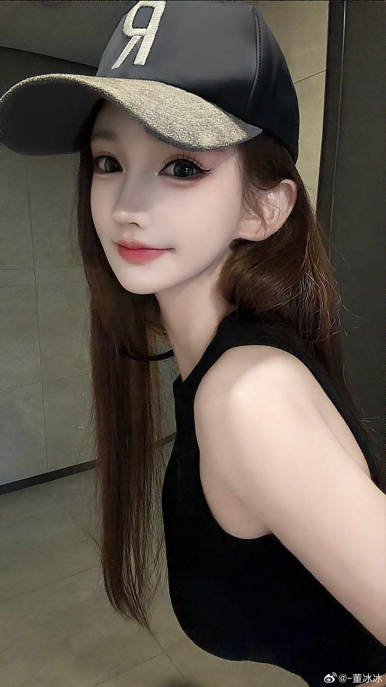 出现 