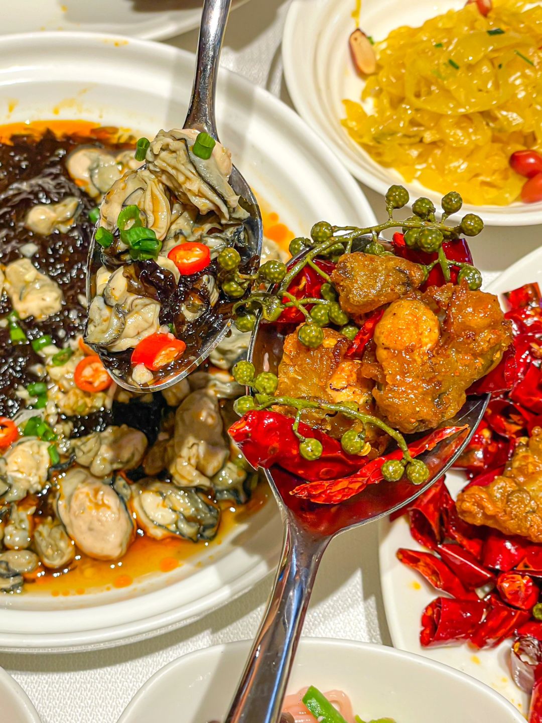 就是说上海也能一次吃到7种口味的海蛎啦🤩