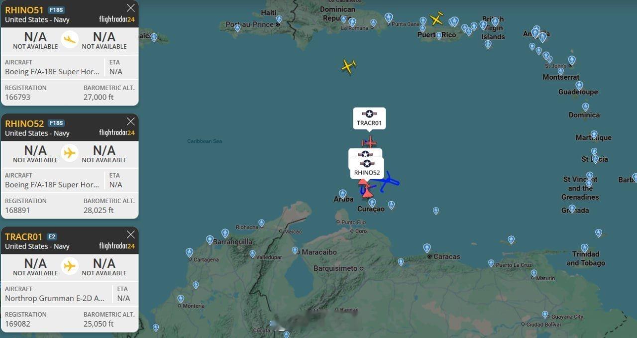 蹭蹭又不敢进去——多架美国海军的 F/A-18 战斗机继续在委内瑞拉海岸附近活动