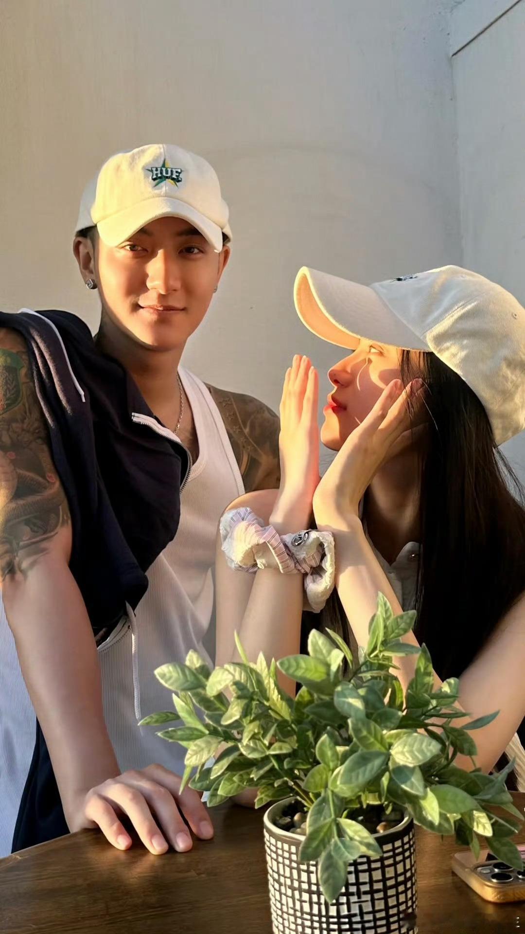 黄子韬退圈 ​​​