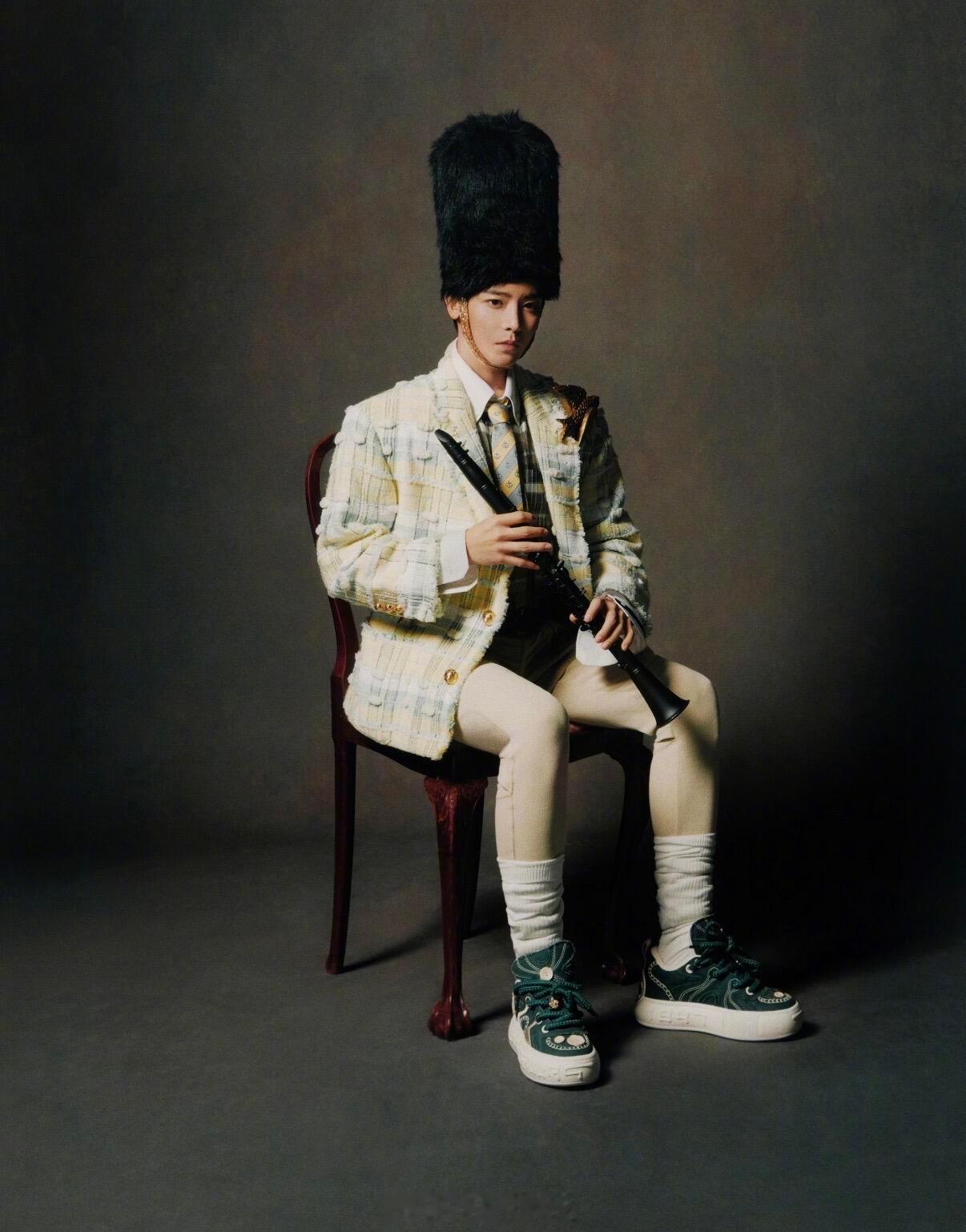 对家看到也释怀了，侯明昊拍的时候没哭吗？[泪奔] ​​​