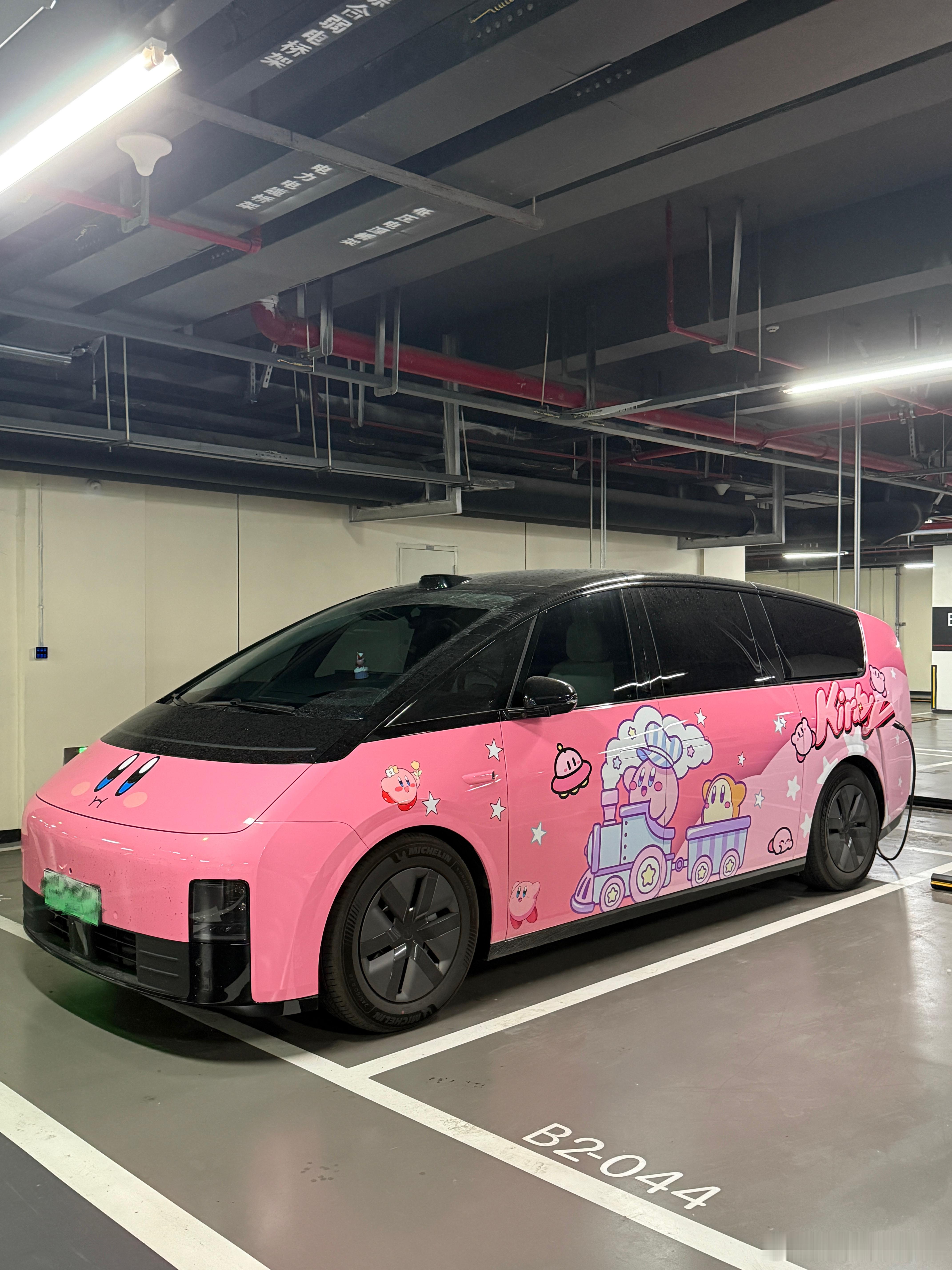 太可爱了！贴成这样一定是超级喜欢星之卡比吧🌟理想mega ​​​