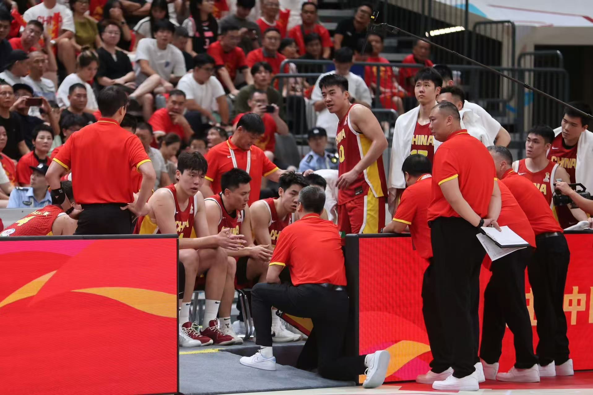 中国男篮半决赛赛前热身大战在即中国男篮已进入热身状态中国男篮要跨过的不是日本是过