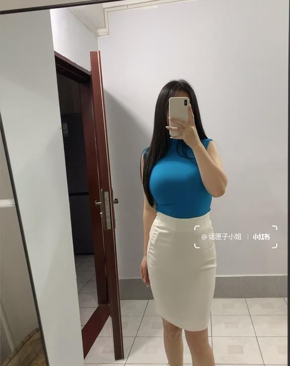 这样穿真的身材好好
每日穿搭 日常穿搭 ootd每日穿搭 氛围感 显瘦穿搭 温柔