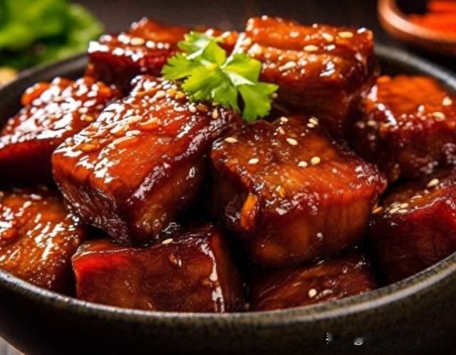 101和106岁夫妻一年四季吃猪油肥肉，民众对猪油误解究竟有多深？